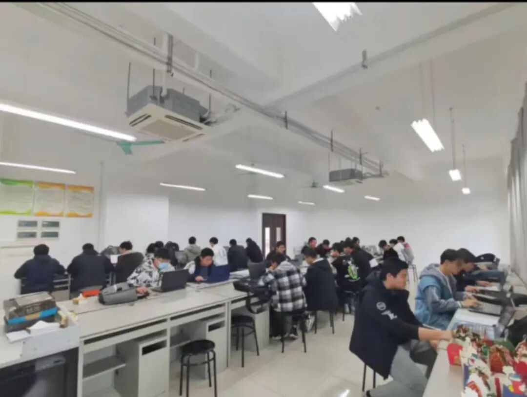 加入我们